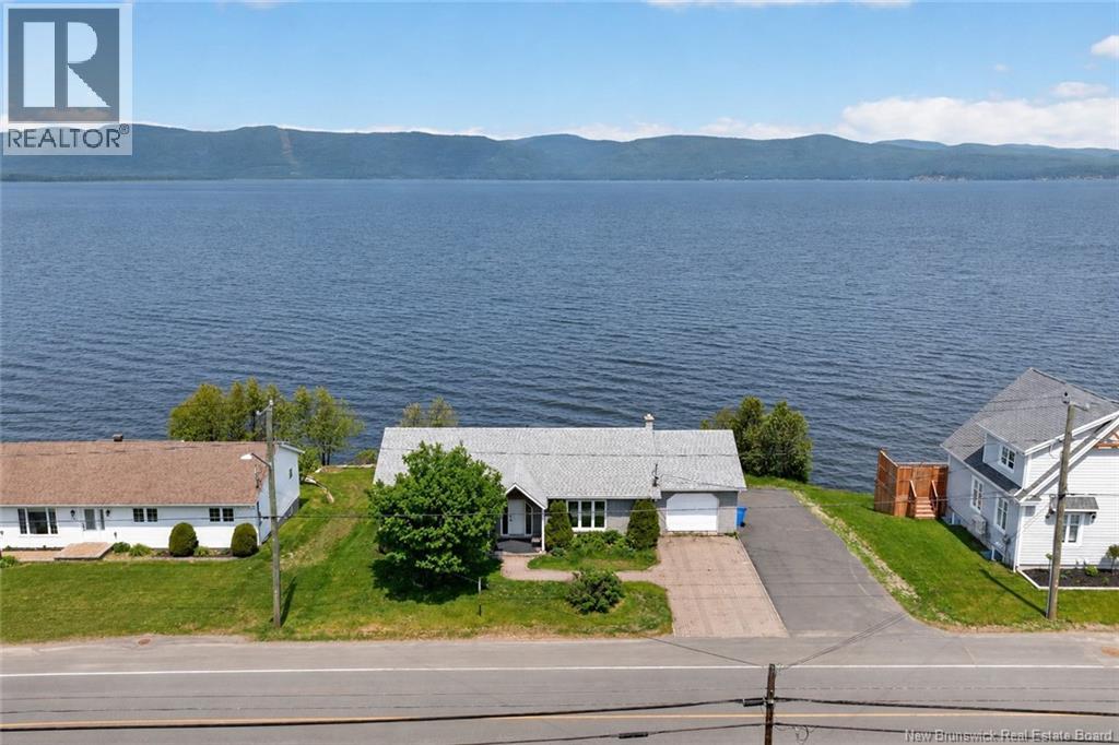 275 Vanier Street, Campbellton, New Brunswick  E3N 1V1 - Photo 3 - NB141957
