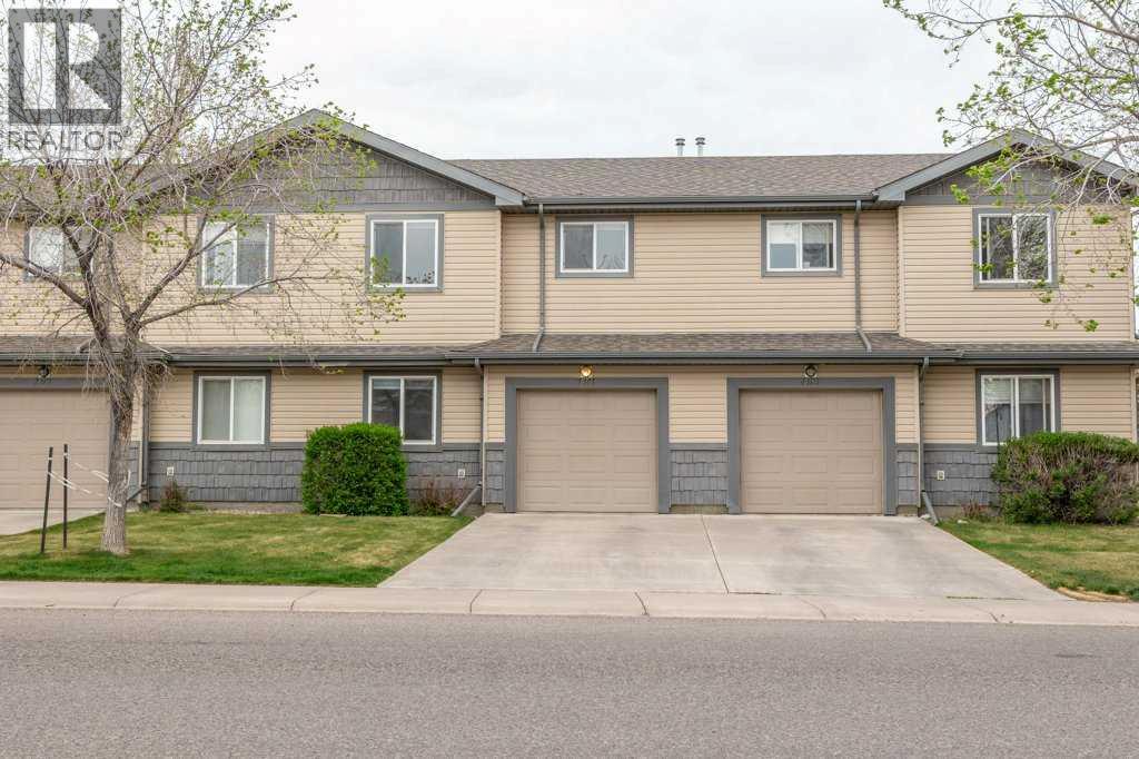 3, 105 Silkstone Road W, Lethbridge, Alberta T1J 3A8 - Photo 1 - A2319083