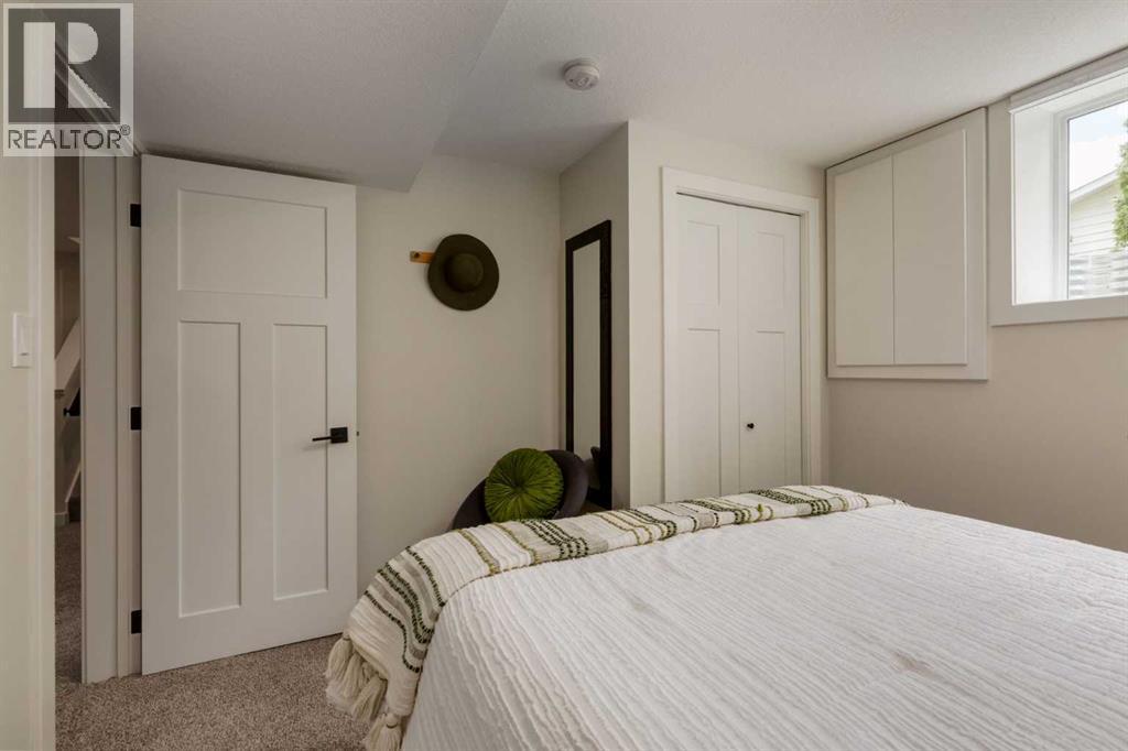 956 Midridge Drive Se, Calgary, Alberta  T2X 1J5 - Photo 38 - A2320540