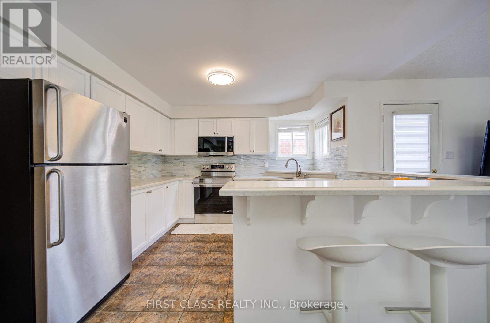 611 Mcbean Avenue, Newmarket, Ontario  L3X 2L5 - Photo 15 - N13453448