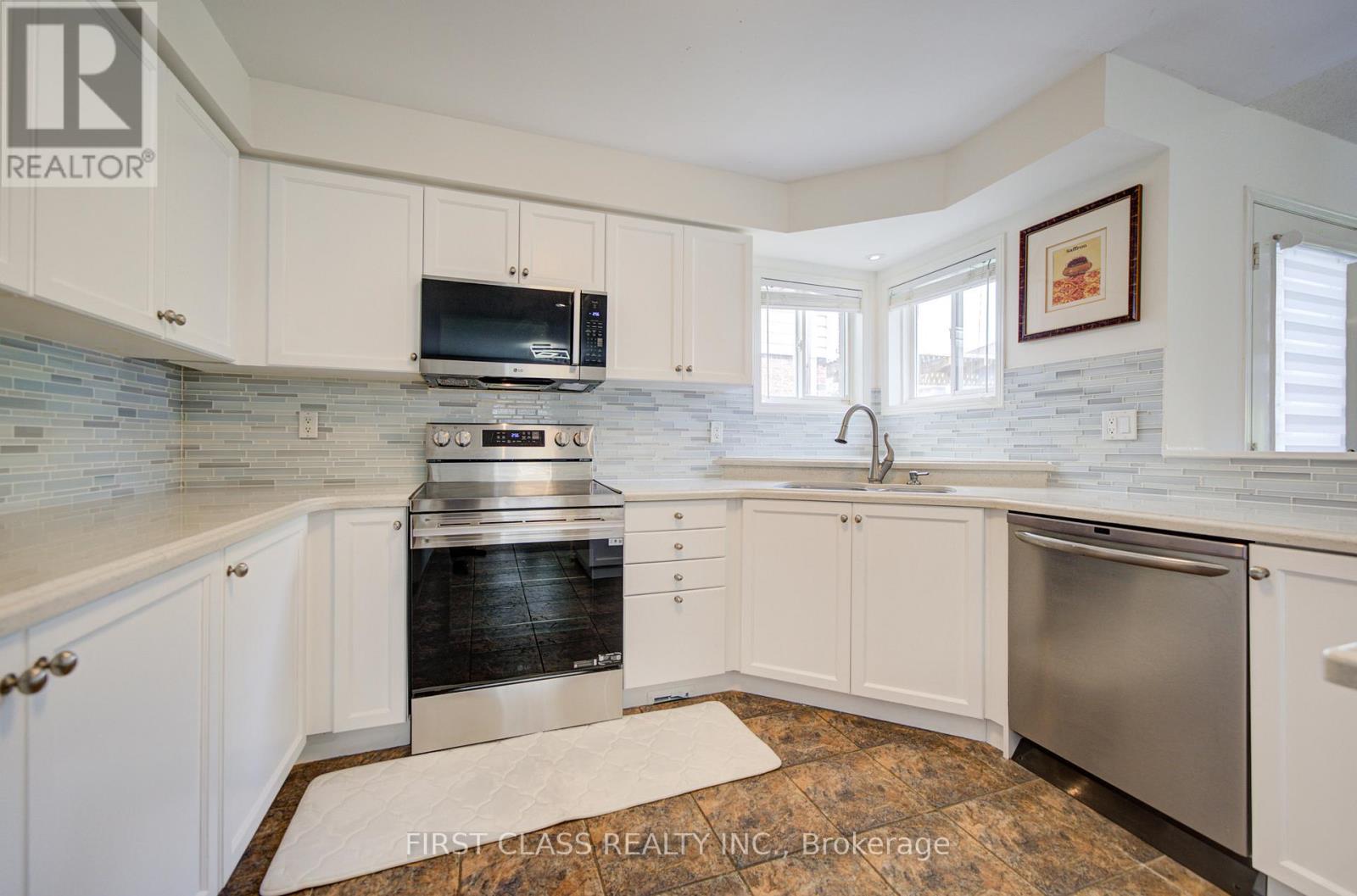 611 Mcbean Avenue, Newmarket, Ontario  L3X 2L5 - Photo 17 - N13453448