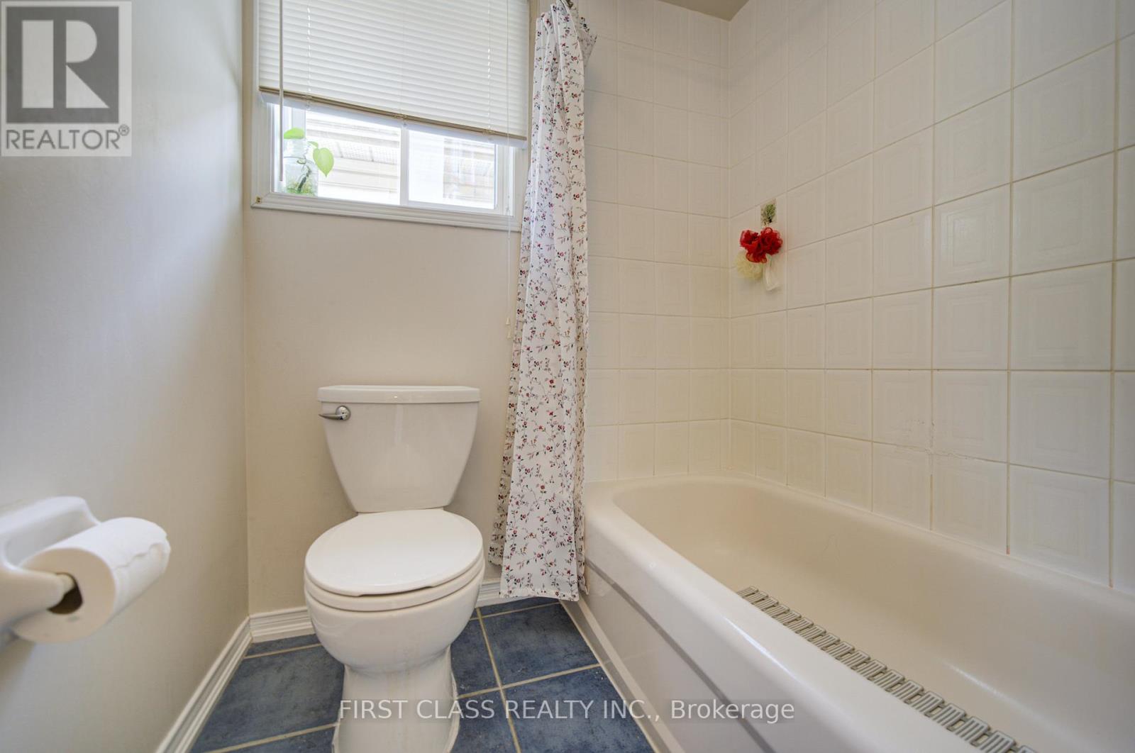 611 Mcbean Avenue, Newmarket, Ontario  L3X 2L5 - Photo 35 - N13453448
