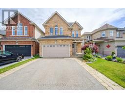 611 MCBEAN AVENUE, Newmarket, Ontario