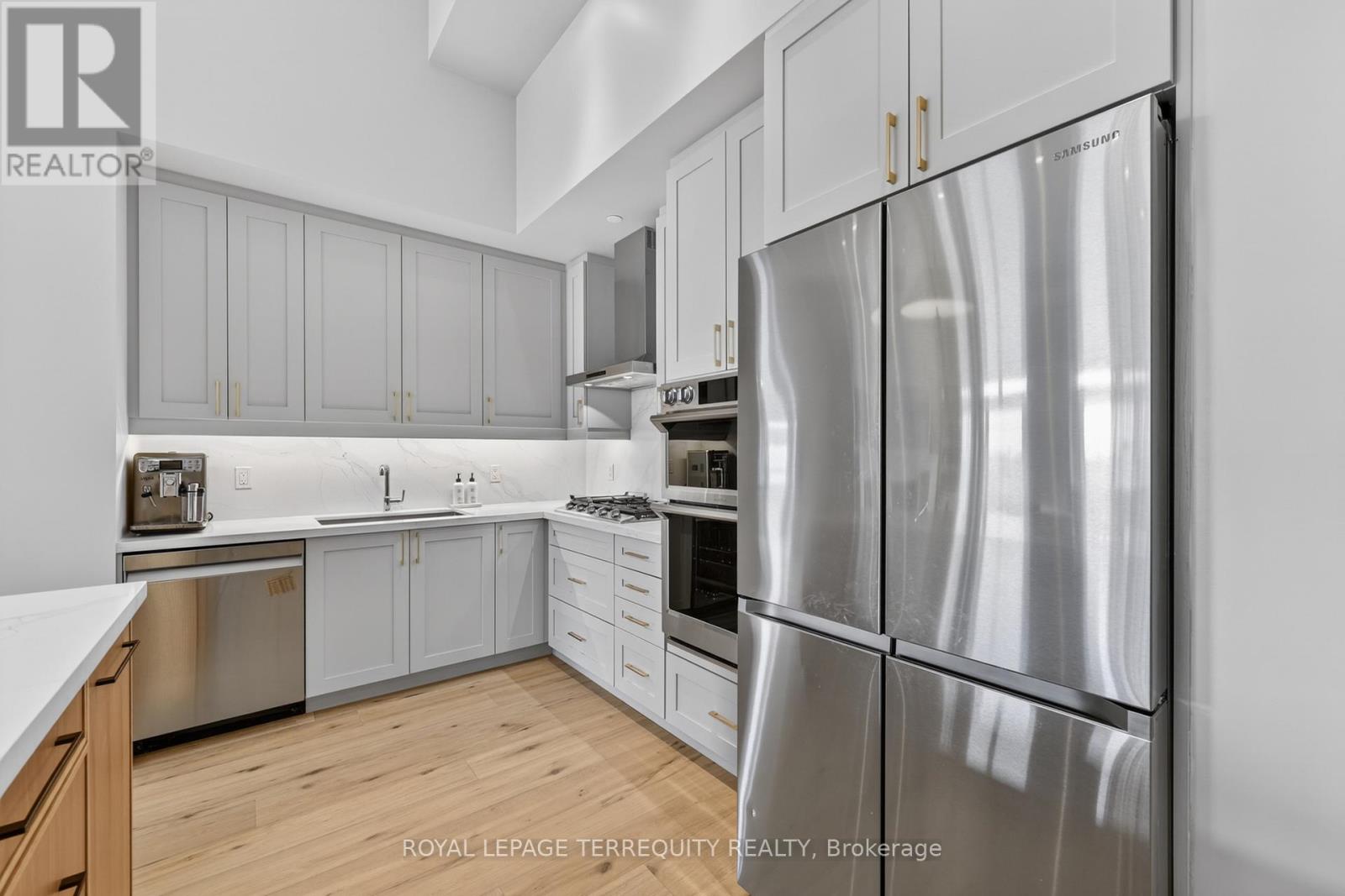 Ph 615 - 1 Hume Street, Collingwood, Ontario  L9Y 0X3 - Photo 14 - S13453480
