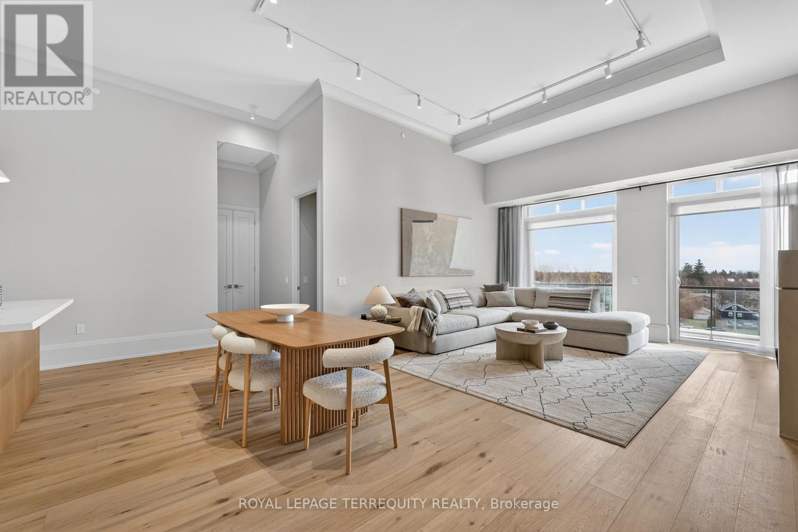 Ph 615 - 1 Hume Street, Collingwood, Ontario  L9Y 0X3 - Photo 6 - S13453480