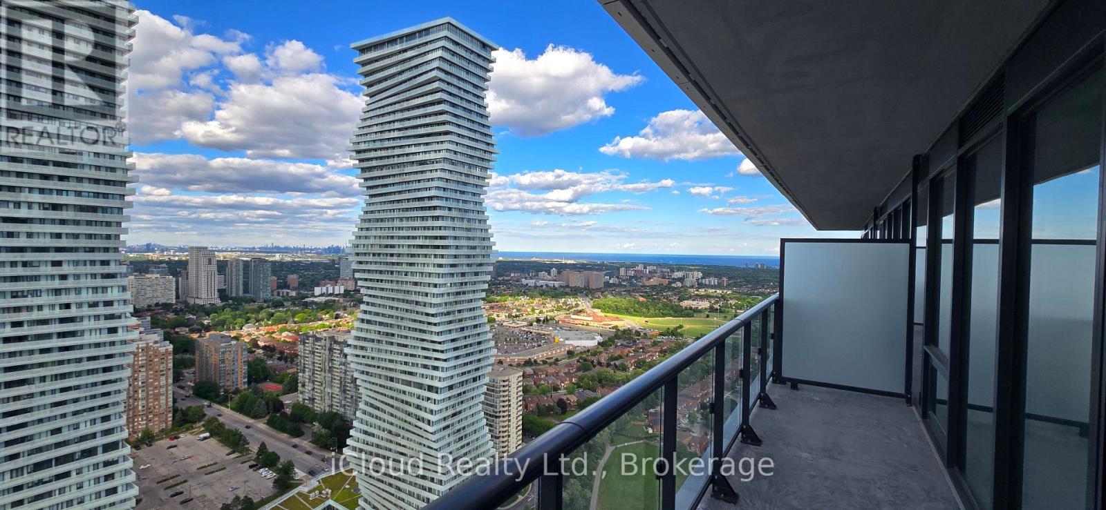 4006 - 448 BURMHAMTHORPE ROAD W, Mississauga, Ontario