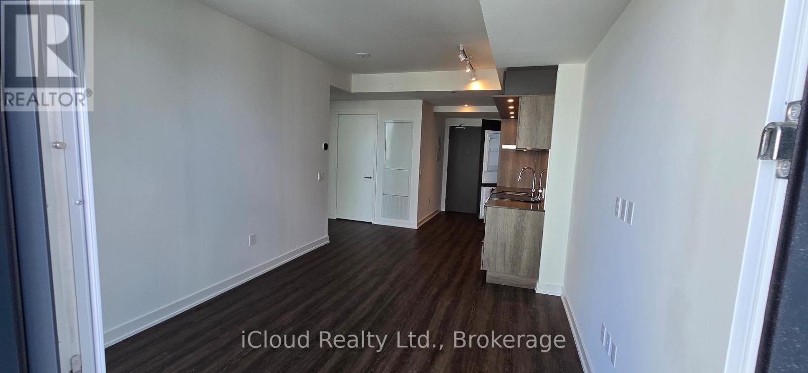 4006 - 448 Burmhamthorpe Road W, Mississauga, Ontario  L5B 0R4 - Photo 10 - W13453386