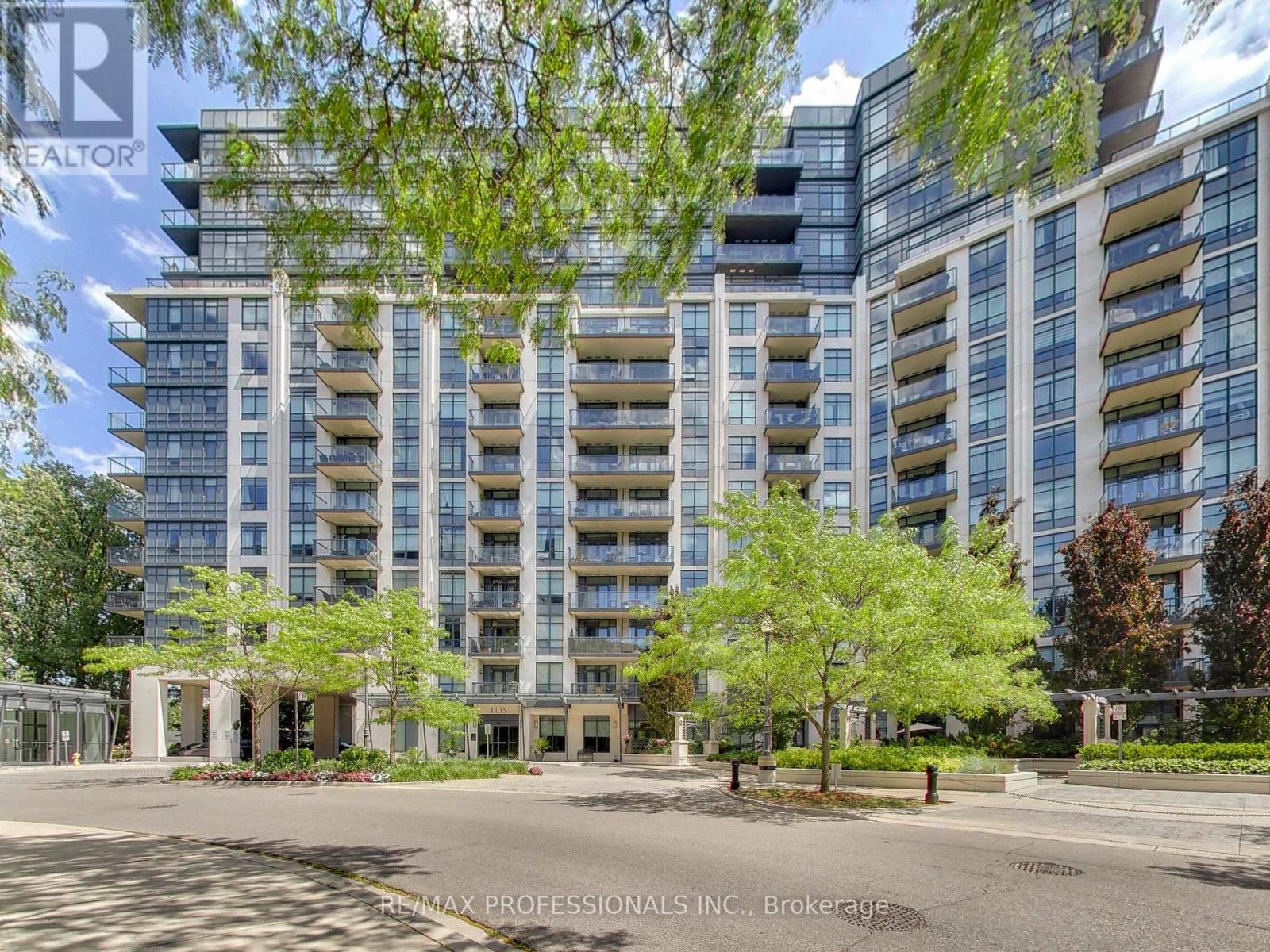 711 - 1135 Royal York Road, Toronto, Ontario  M9A 0C3 - Photo 2 - W13453394
