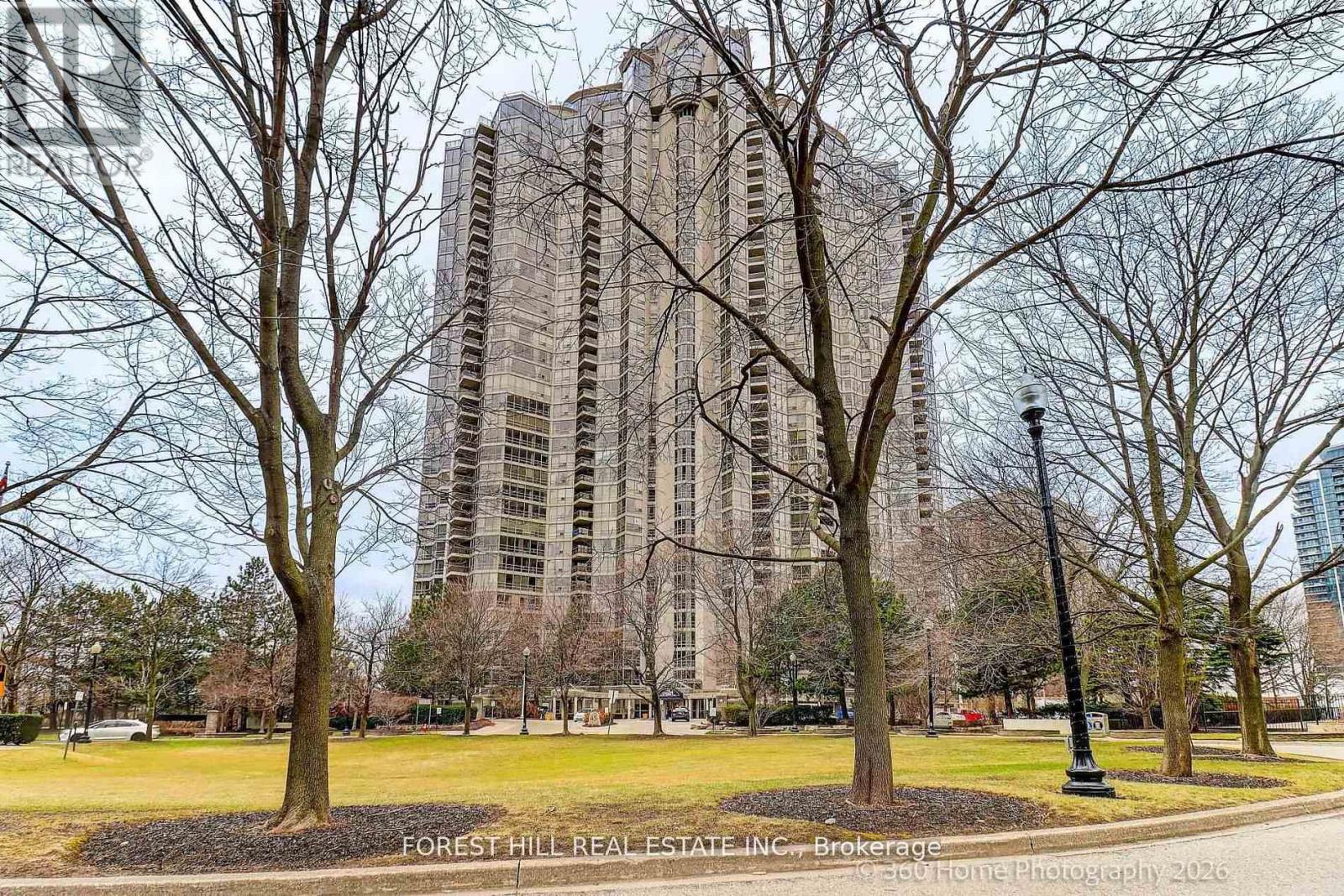 204 - 45 KINGSBRIDGE GARDEN CIRCLE, Mississauga, Ontario