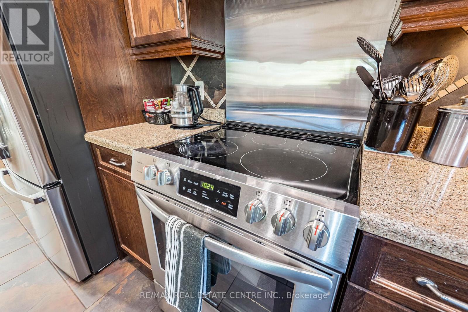 8493 Glavcic Drive, Niagara Falls, Ontario  L2H 0B5 - Photo 14 - X13453404