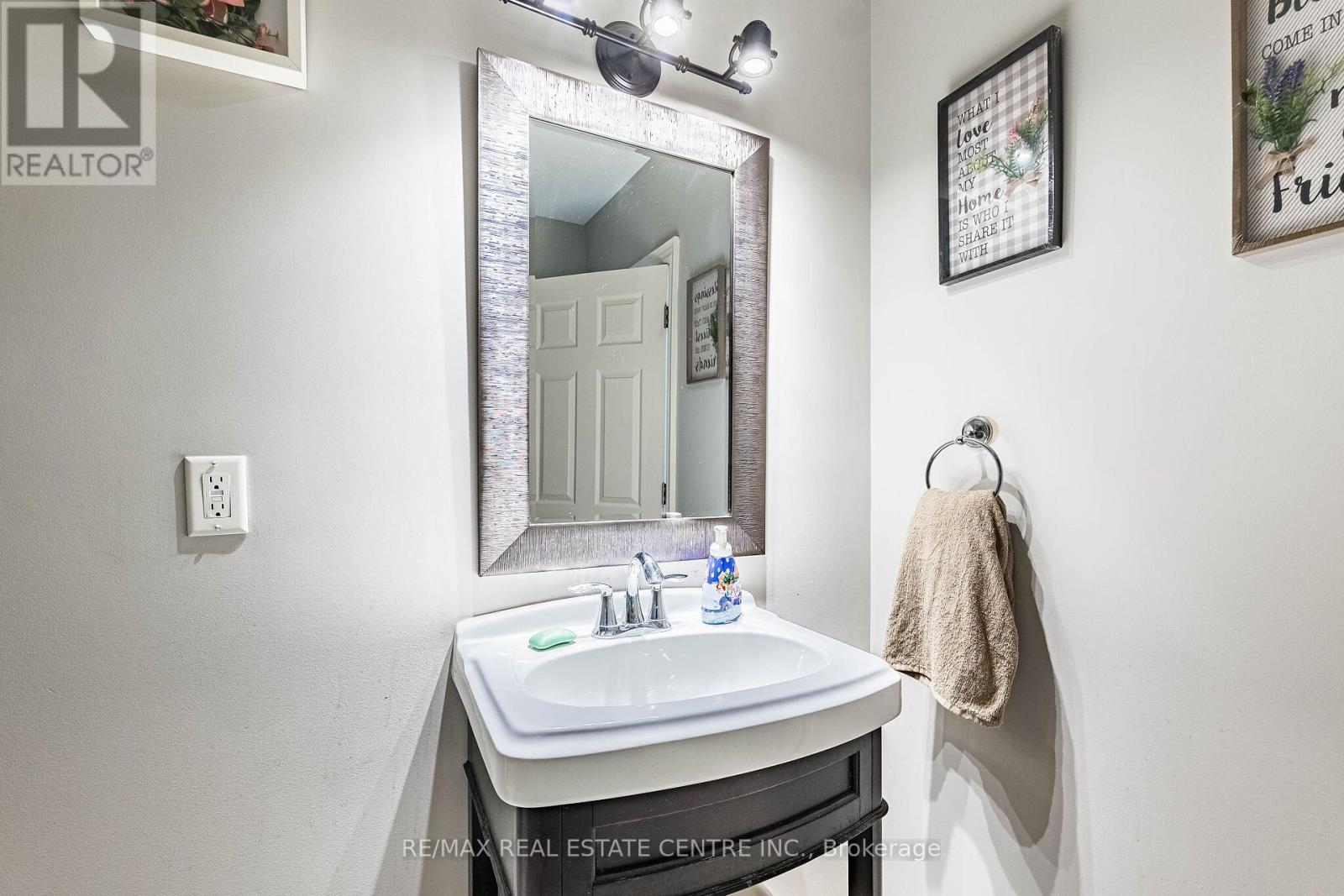 8493 Glavcic Drive, Niagara Falls, Ontario  L2H 0B5 - Photo 43 - X13453404