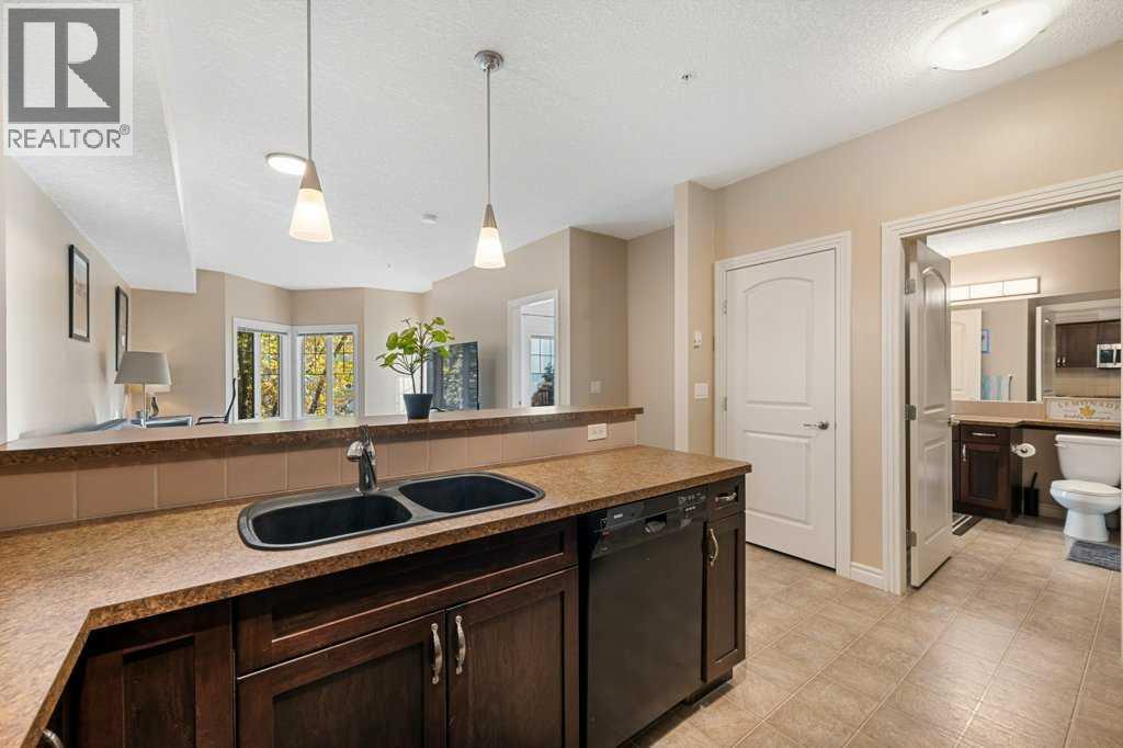 240, 60 Royal Oak Plaza Nw, Calgary, Alberta  T3G 0A7 - Photo 10 - A2316562