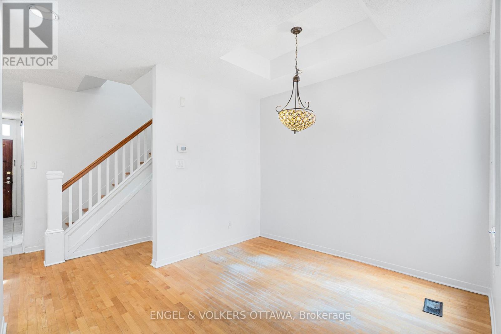 293 Somerset Street E, Ottawa, Ontario  K1N 6V9 - Photo 16 - X13453542