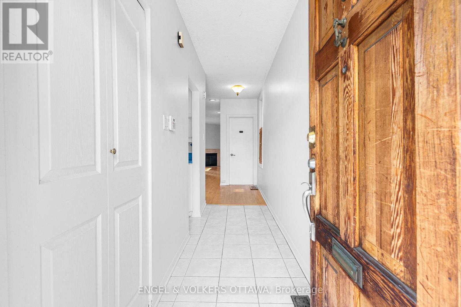 293 Somerset Street E, Ottawa, Ontario K1N 6V9 - Photo 4 - X13453542