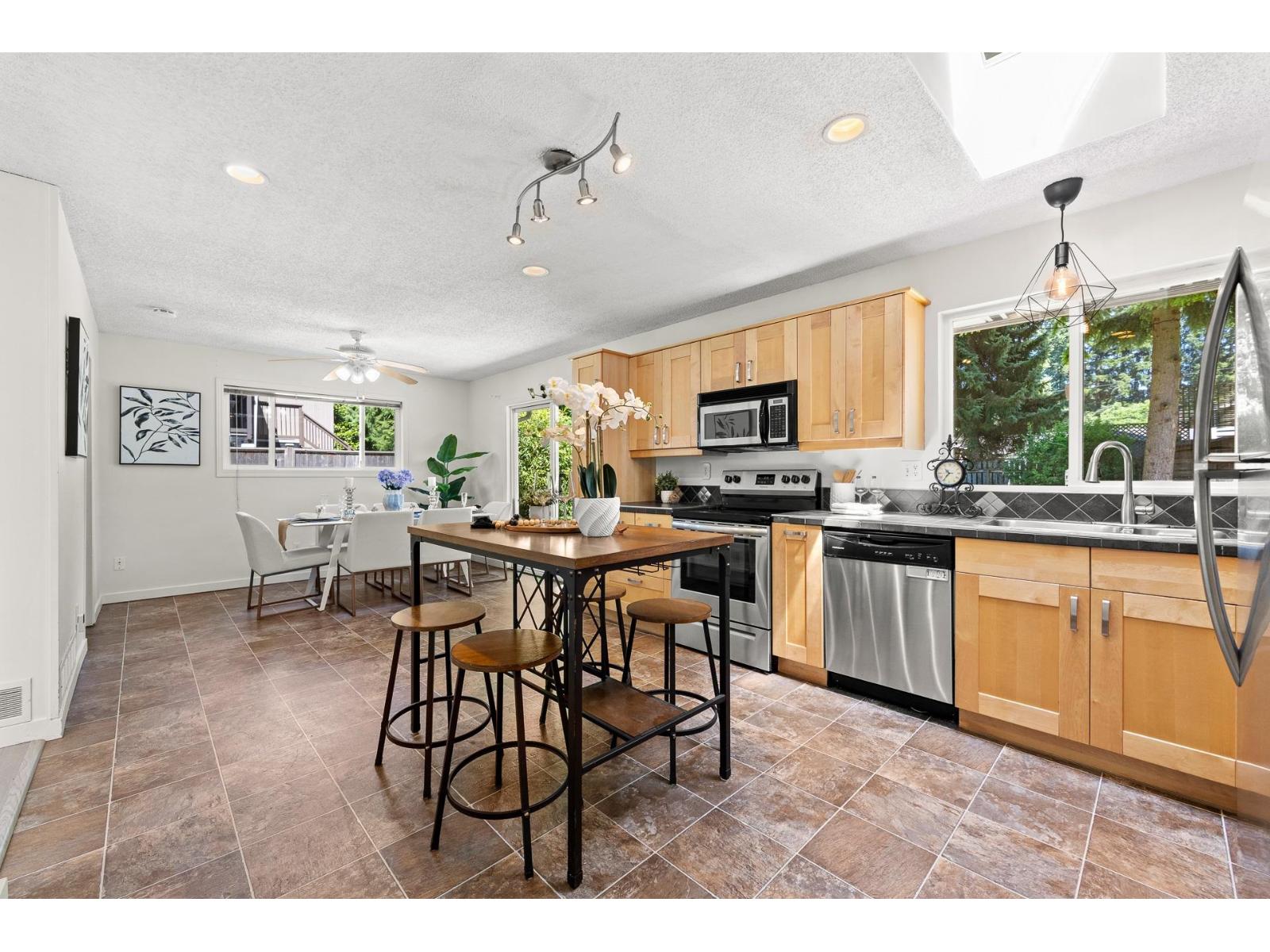 4132 204b Street, Langley, British Columbia  V3A 1Z8 - Photo 7 - R3136702