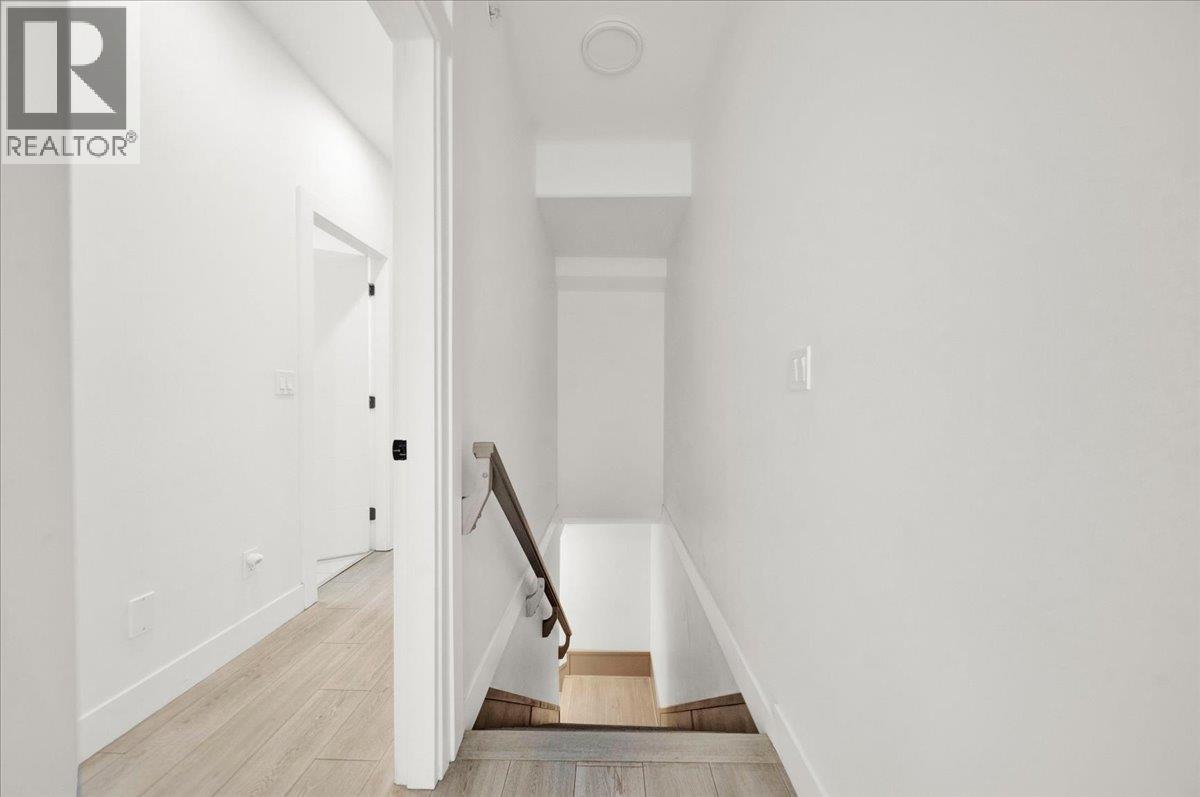 2 909 First Street, New Westminster, British Columbia  V3L 2J1 - Photo 12 - R3136706