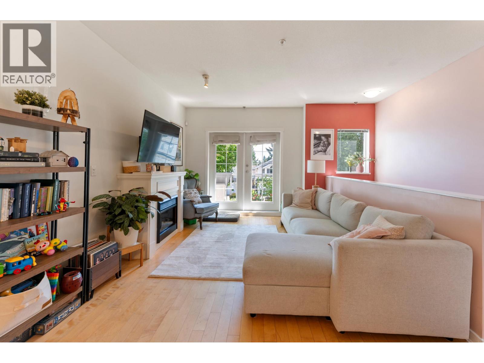 305 1661 Fraser Avenue, Port Coquitlam, British Columbia  V3B 0B6 - Photo 11 - R3136711