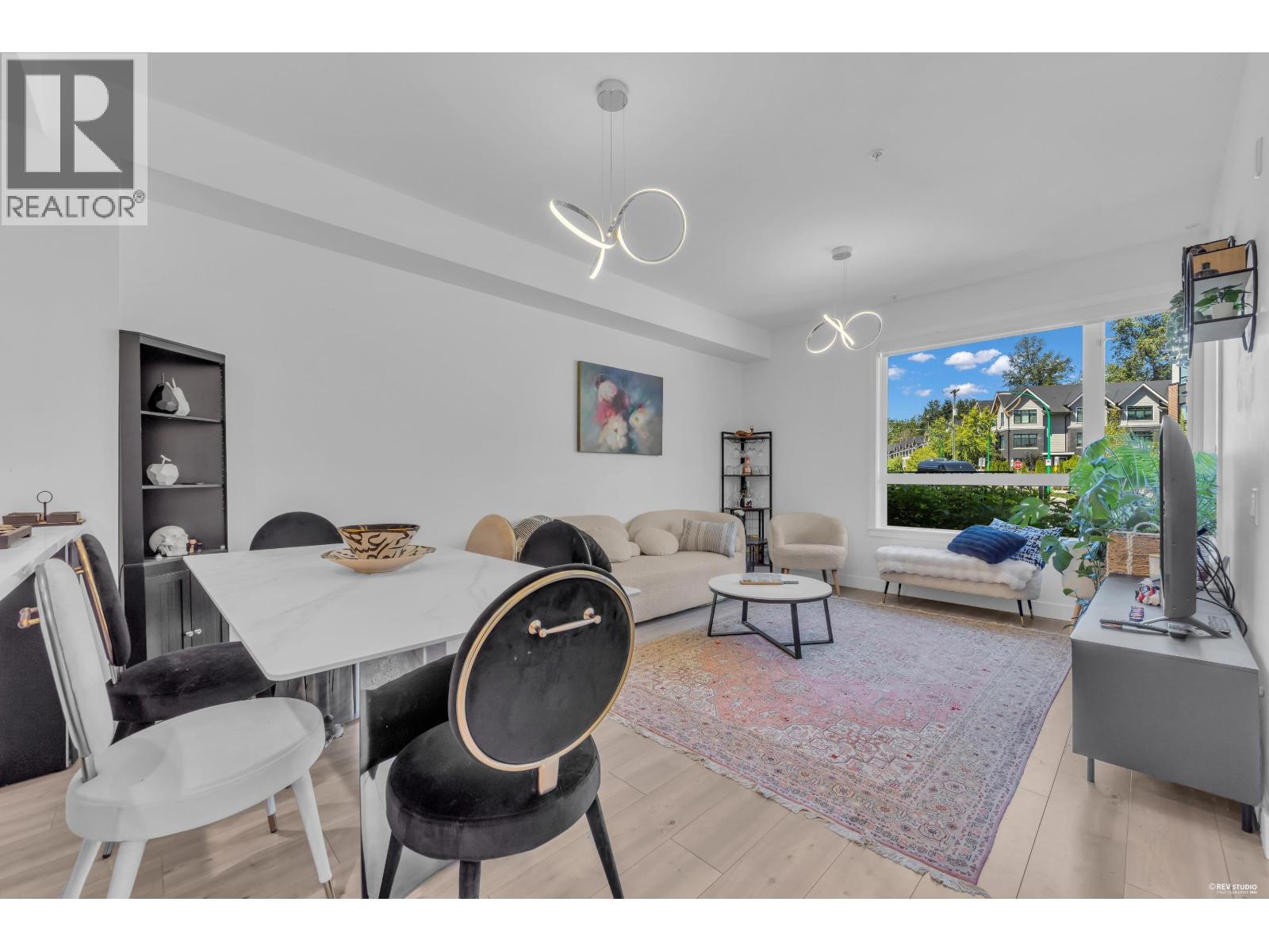 120 2035 Glenaire Drive, North Vancouver, British Columbia  V7P 1Y2 - Photo 2 - R3136748