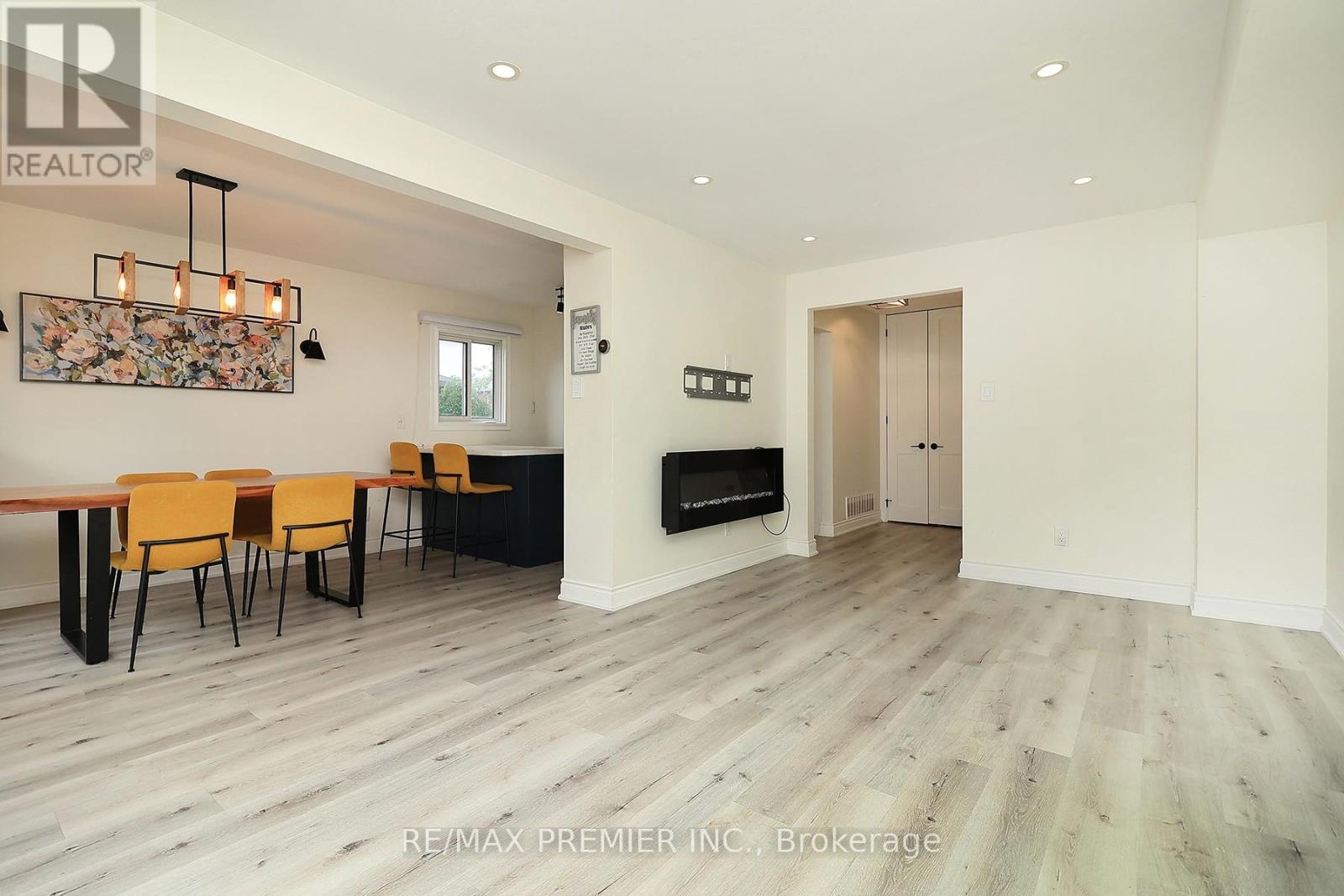 27 Prairie Dunes Place, Vaughan, Ontario  L4K 2E4 - Photo 6 - N13453454