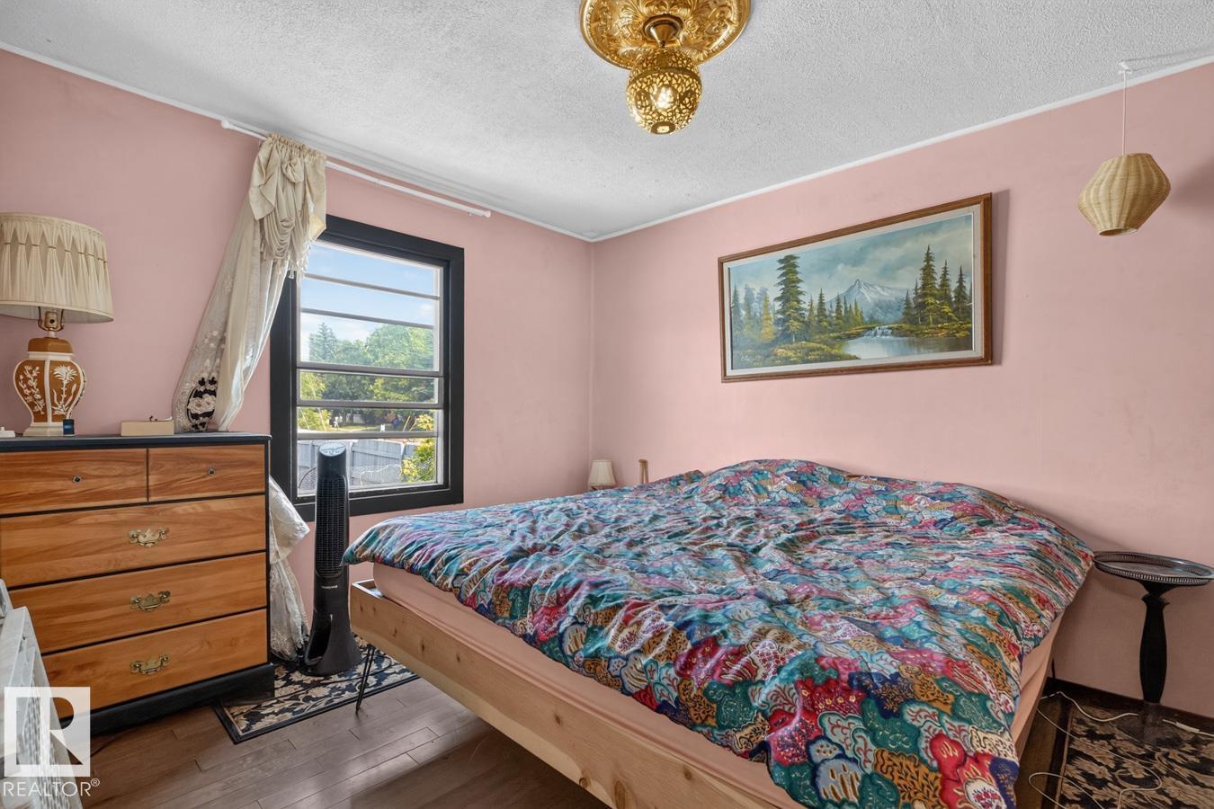 9102 83 Av Nw, Edmonton, Alberta  T6C 1B7 - Photo 11 - E4493998