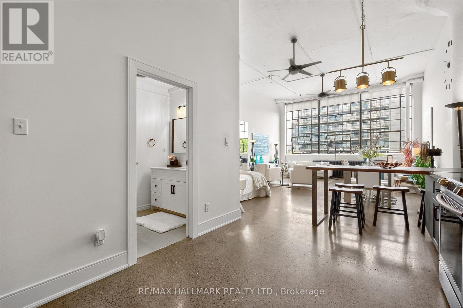 404a - 245 Carlaw Avenue, Toronto, Ontario  M4M 2S1 - Photo 12 - E13453514