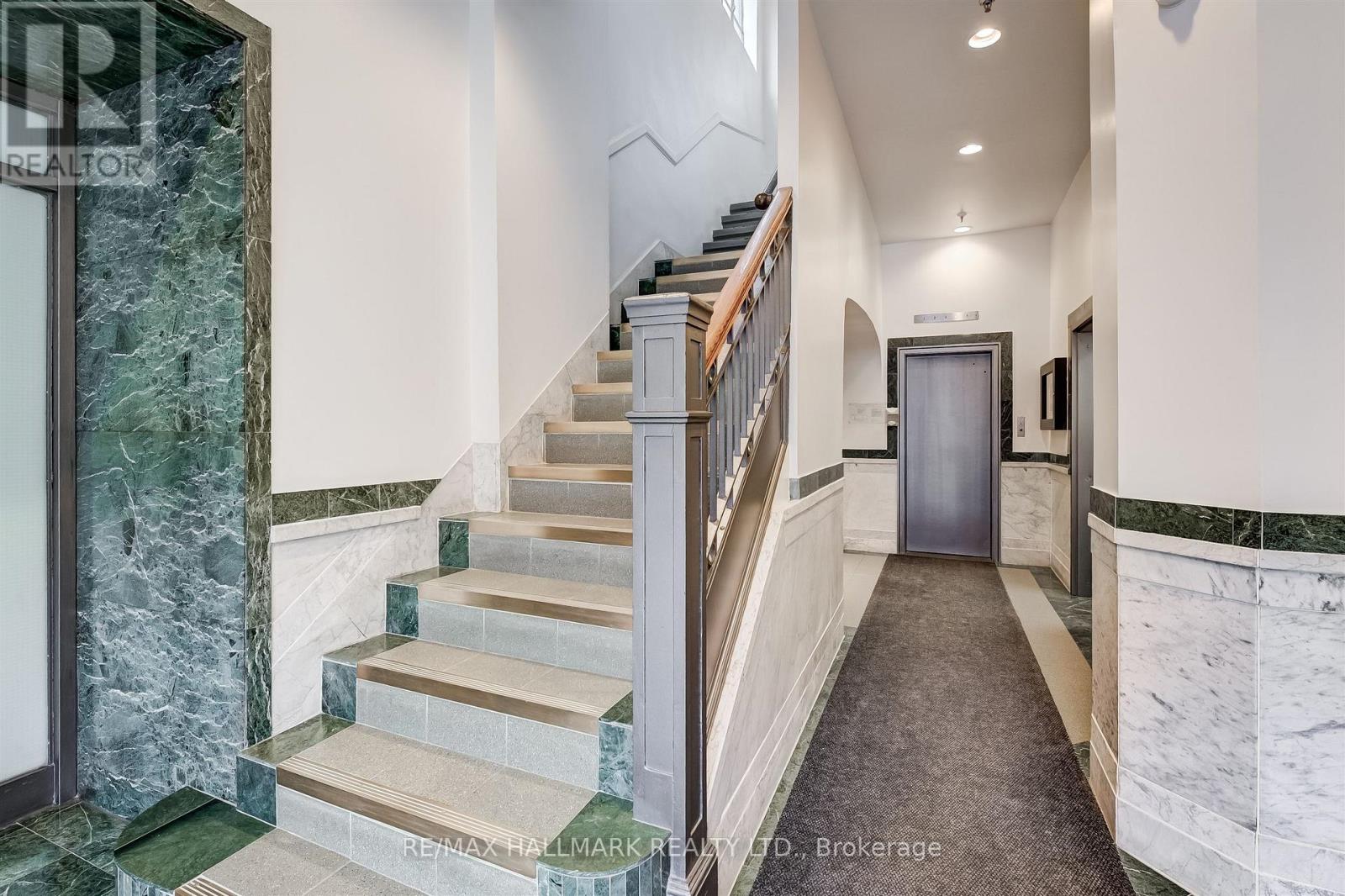 404a - 245 Carlaw Avenue, Toronto, Ontario  M4M 2S1 - Photo 5 - E13453514