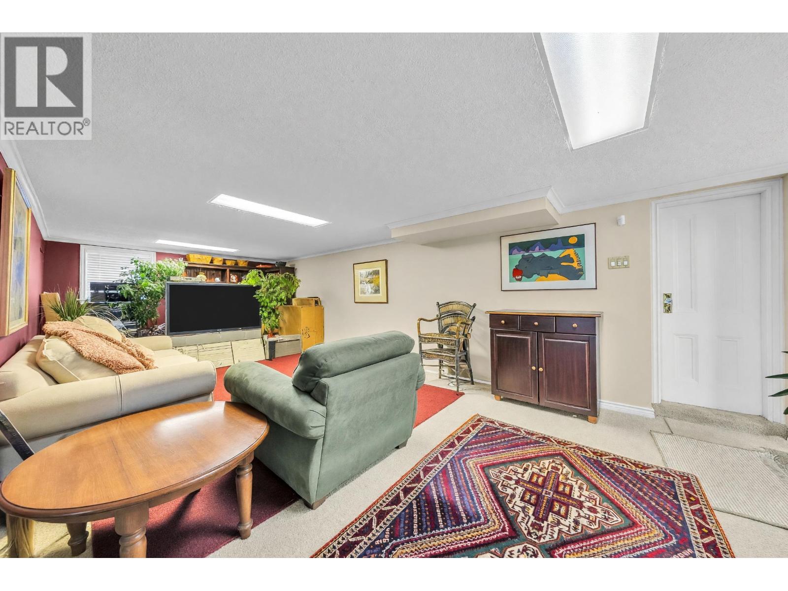 Listing image 24