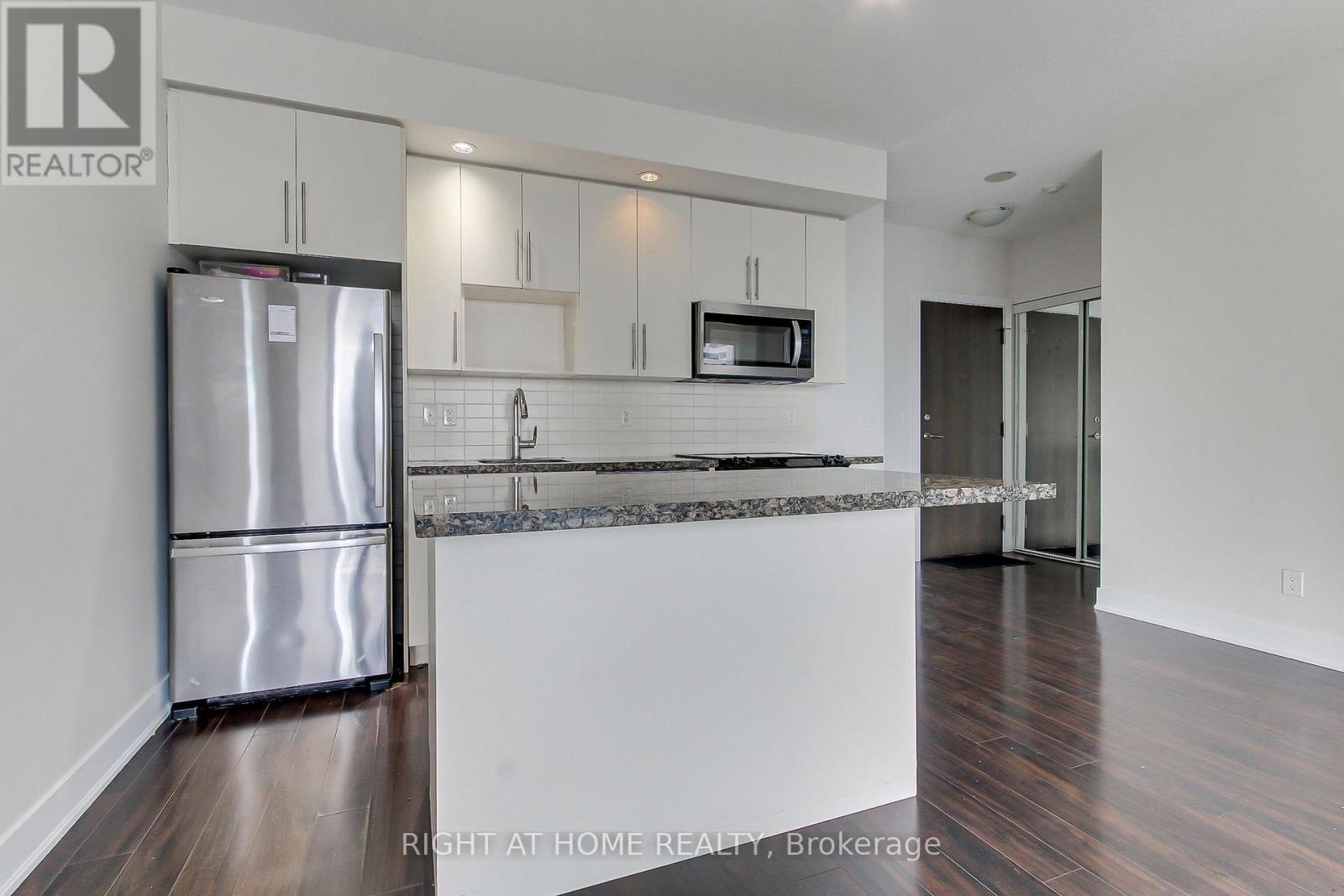 1405 - 28 Linden Street, Toronto, Ontario  M4Y 0A4 - Photo 17 - C12993634