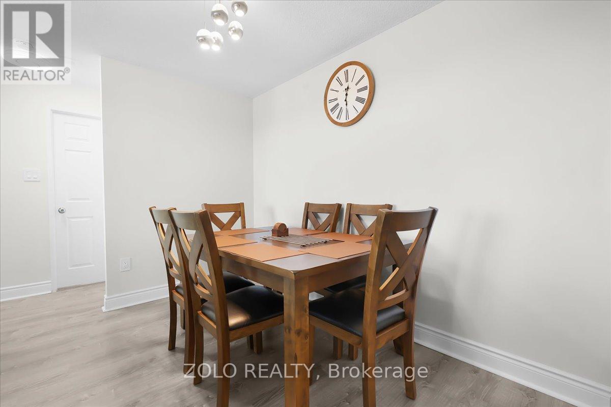 1110 - 330 Rathburn Road W, Mississauga, Ontario  L5B 3Y1 - Photo 9 - W13453520