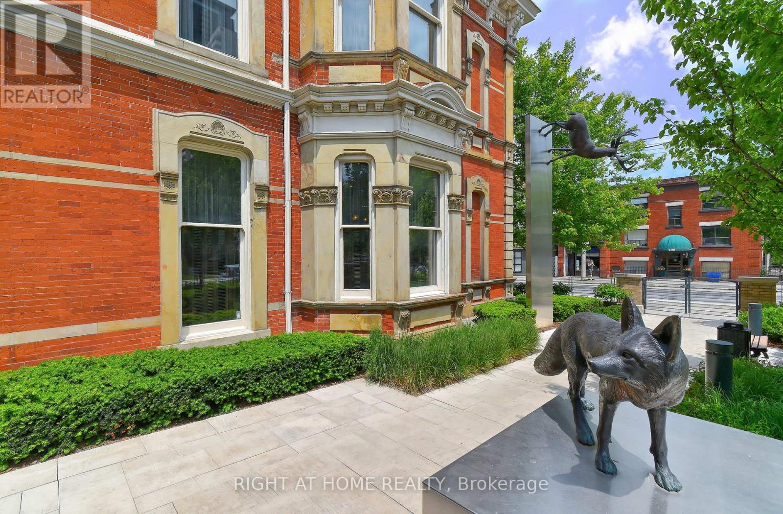 1405 - 28 Linden Street, Toronto, Ontario  M4Y 0A4 - Photo 7 - C12993634
