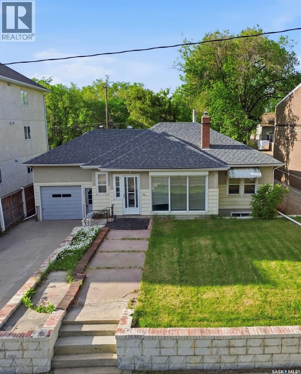 306 108th STREET W, Saskatoon, Saskatchewan