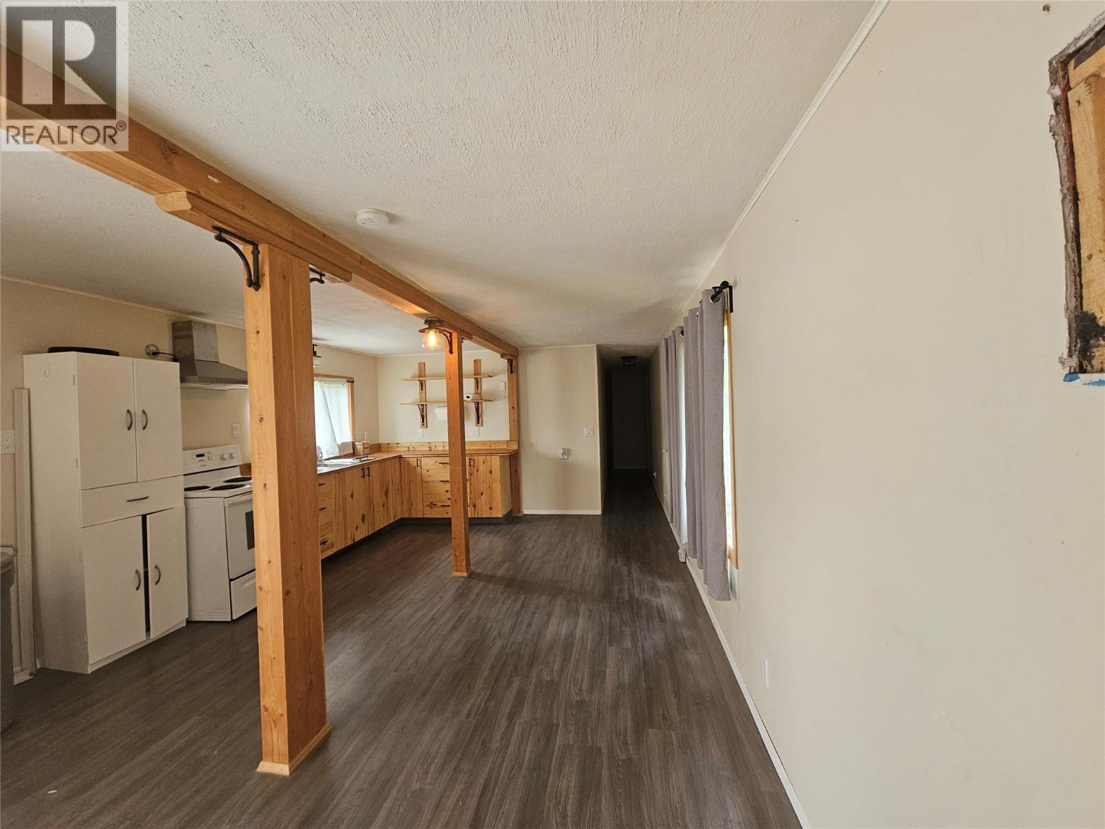 217 Zacks Road Unit# 16, Nakusp, British Columbia V0G 1R1 - Photo 7 - 10391662