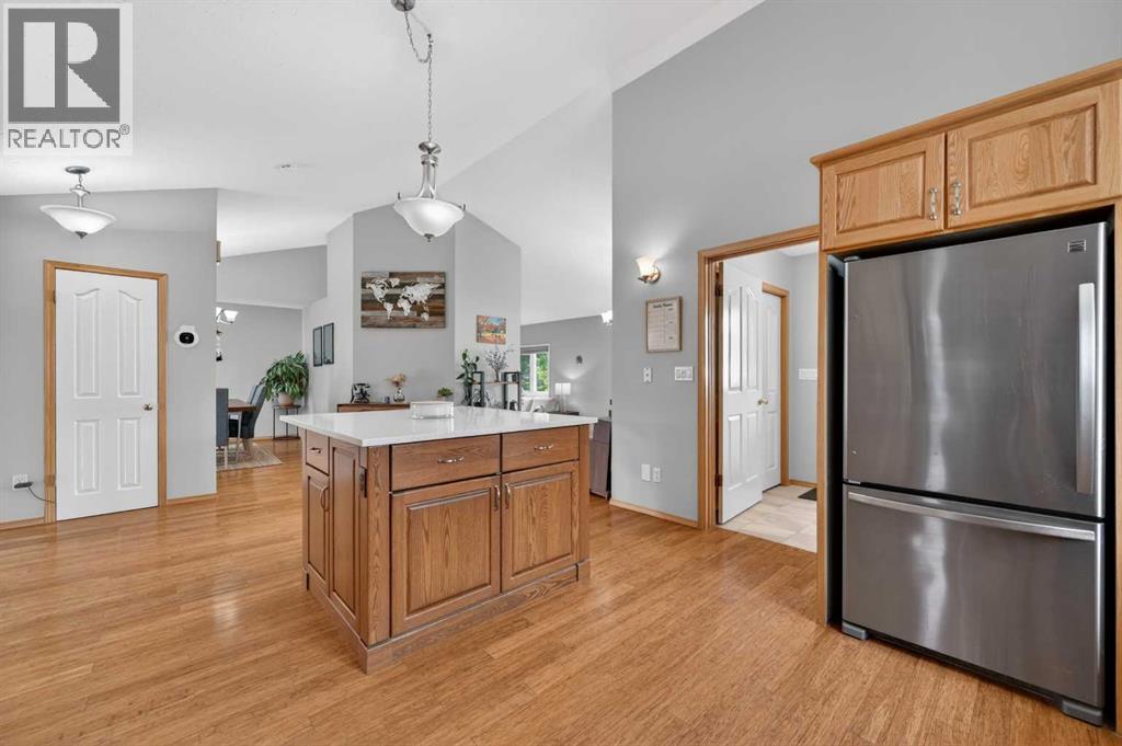 35 Pine Place, Crossfield, Alberta  T0M 0S0 - Photo 13 - A2319059