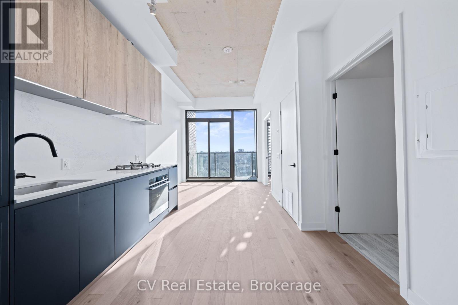 810 - 2625 Dundas Street W, Toronto (Junction Area), Ontario  M6P 0C5 - Photo 3 - W13453652