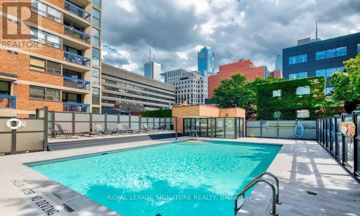 641 - 53 Mccaul Street, Toronto, Ontario  M5T 2W9 - Photo 9 - C13160598