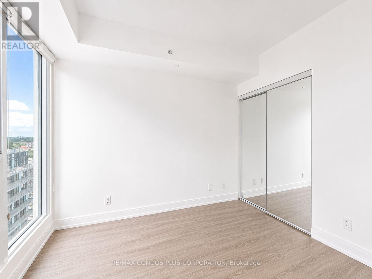 2215 - 181 Dundas Street E, Toronto, Ontario  M5A 0N5 - Photo 12 - C13453602