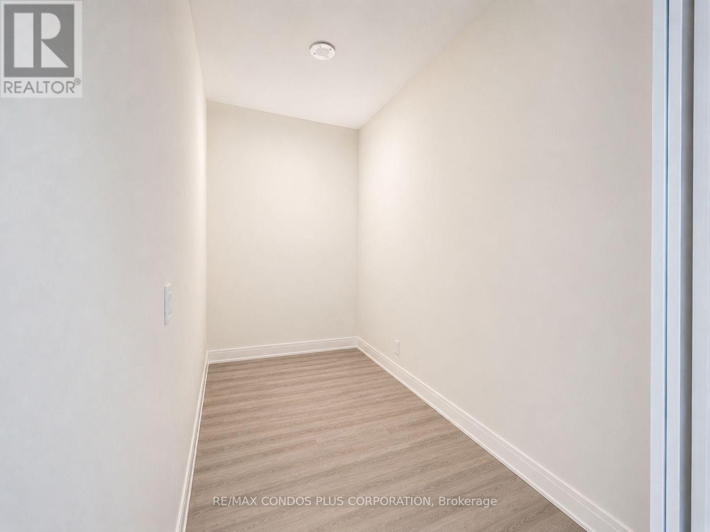 2215 - 181 Dundas Street E, Toronto, Ontario  M5A 0N5 - Photo 18 - C13453602
