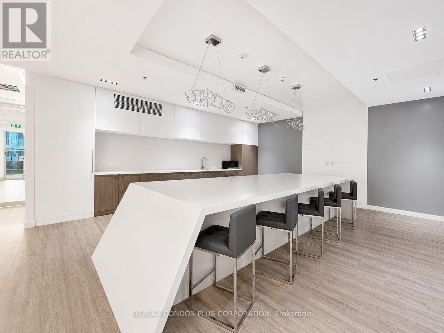 2215 - 181 Dundas Street E, Toronto, Ontario  M5A 0N5 - Photo 25 - C13453602
