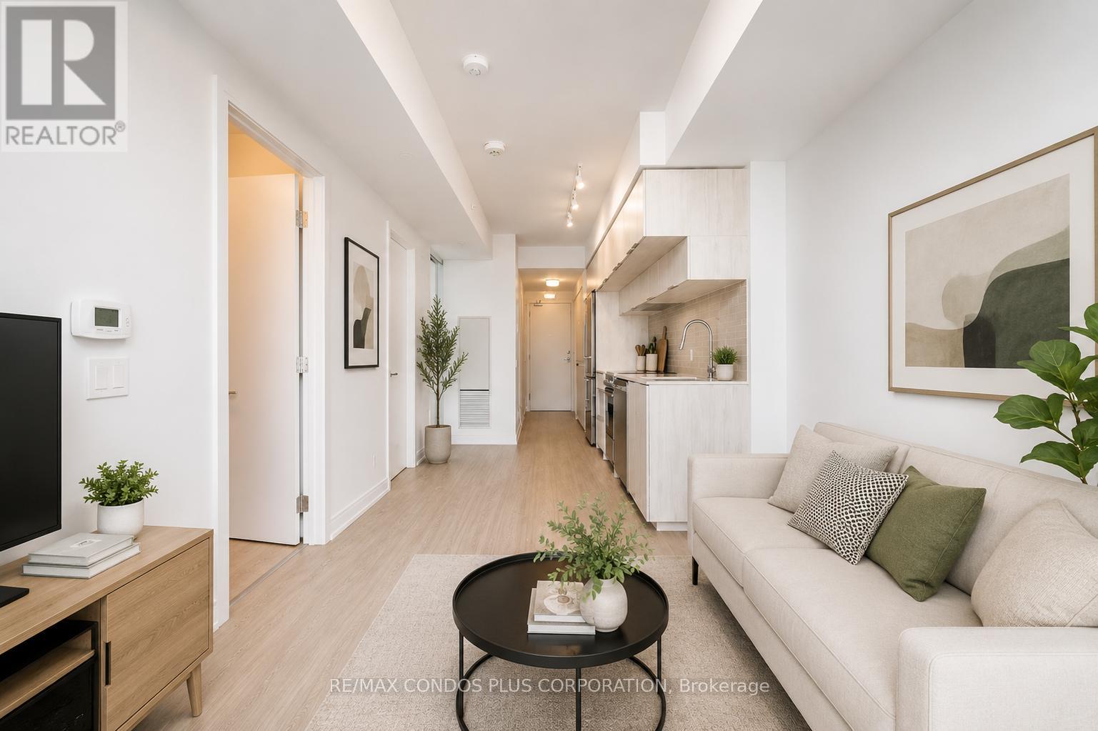 2215 - 181 Dundas Street E, Toronto, Ontario  M5A 0N5 - Photo 3 - C13453602
