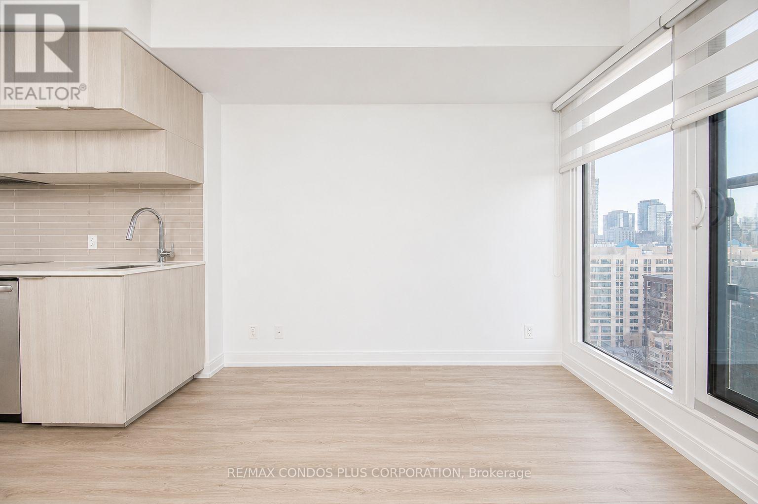 2215 - 181 Dundas Street E, Toronto, Ontario  M5A 0N5 - Photo 7 - C13453602