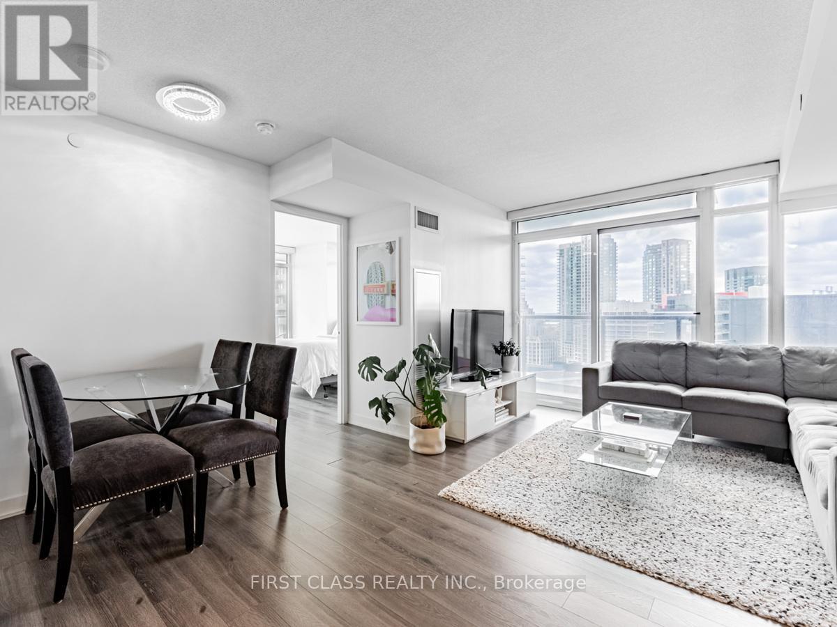 1811 - 80 Queens Wharf Road, Toronto, Ontario  M5V 0J3 - Photo 9 - C13453608