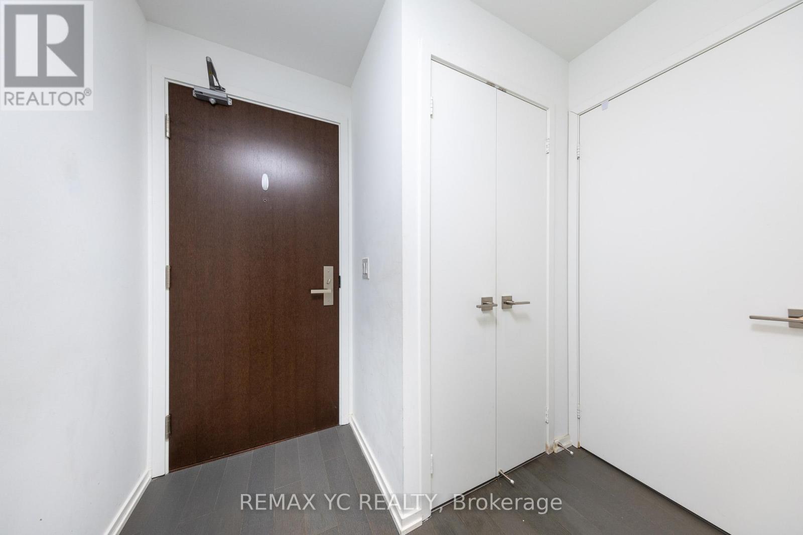 2912 - 70 Temperance Street, Toronto, Ontario  M5H 0B1 - Photo 2 - C13453636