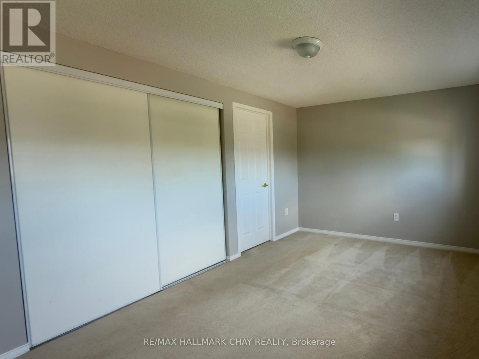 207 Tunbridge Road, Barrie, Ontario  L4M 6R6 - Photo 14 - S13104218