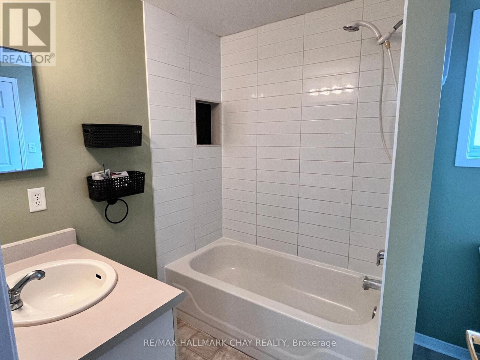 207 Tunbridge Road, Barrie, Ontario  L4M 6R6 - Photo 18 - S13104218