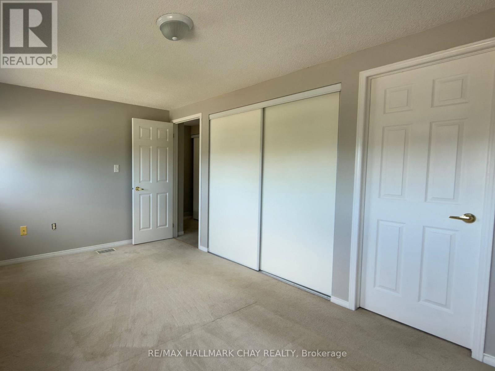 207 Tunbridge Road, Barrie, Ontario  L4M 6R6 - Photo 15 - S13104218