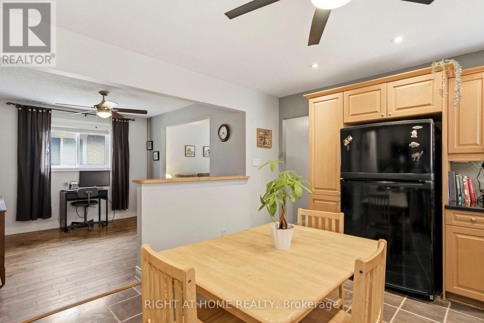 33 Benson Avenue, Mississauga, Ontario  L5H 2P3 - Photo 13 - W13440690
