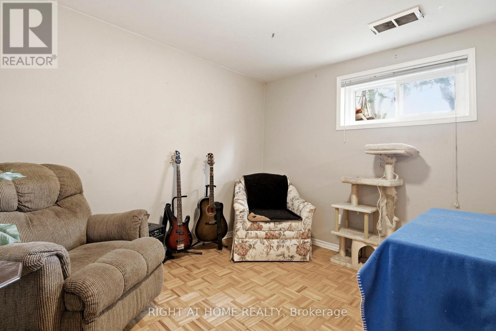 33 Benson Avenue, Mississauga, Ontario  L5H 2P3 - Photo 32 - W13440690