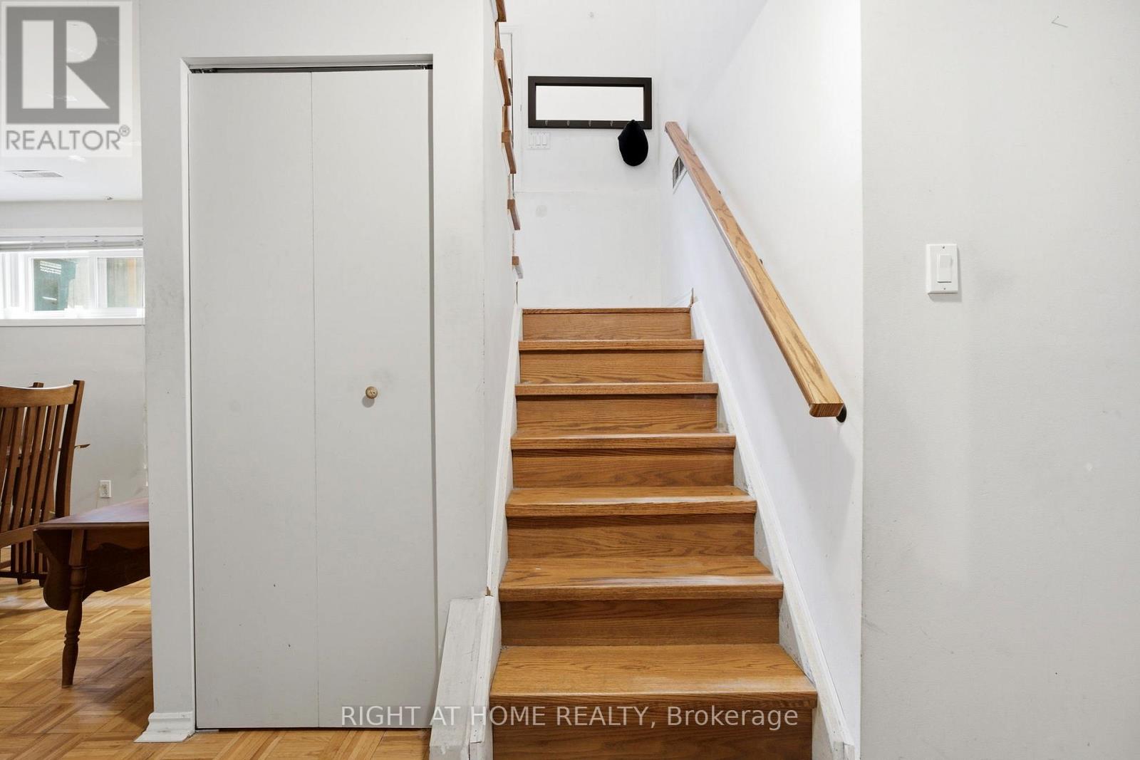 33 Benson Avenue, Mississauga, Ontario  L5H 2P3 - Photo 25 - W13440690