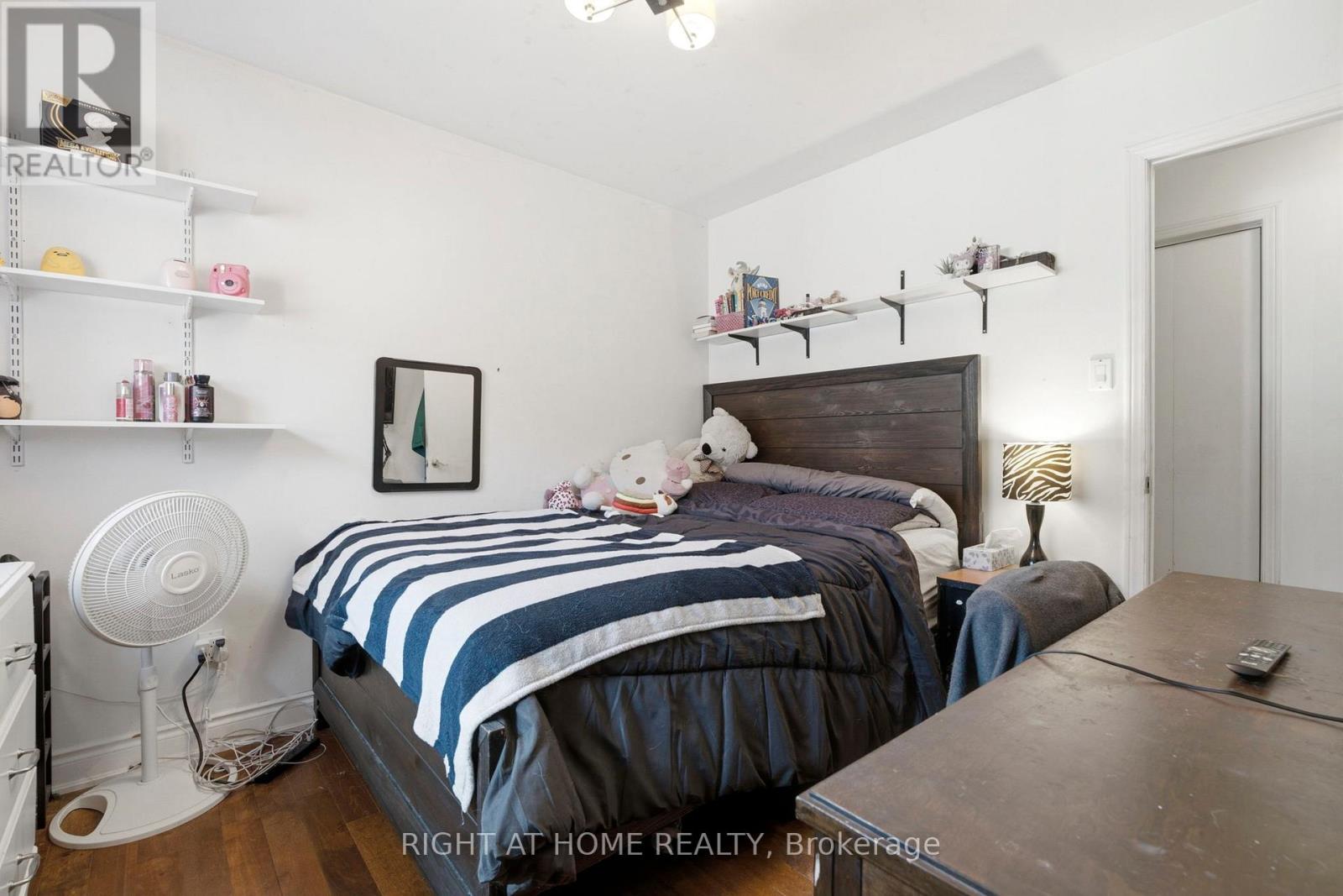 33 Benson Avenue, Mississauga, Ontario  L5H 2P3 - Photo 19 - W13440690
