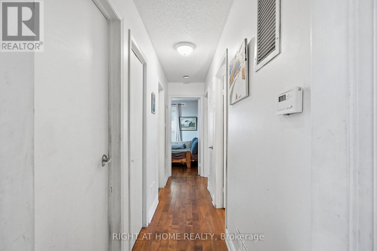 33 Benson Avenue, Mississauga, Ontario  L5H 2P3 - Photo 15 - W13440690